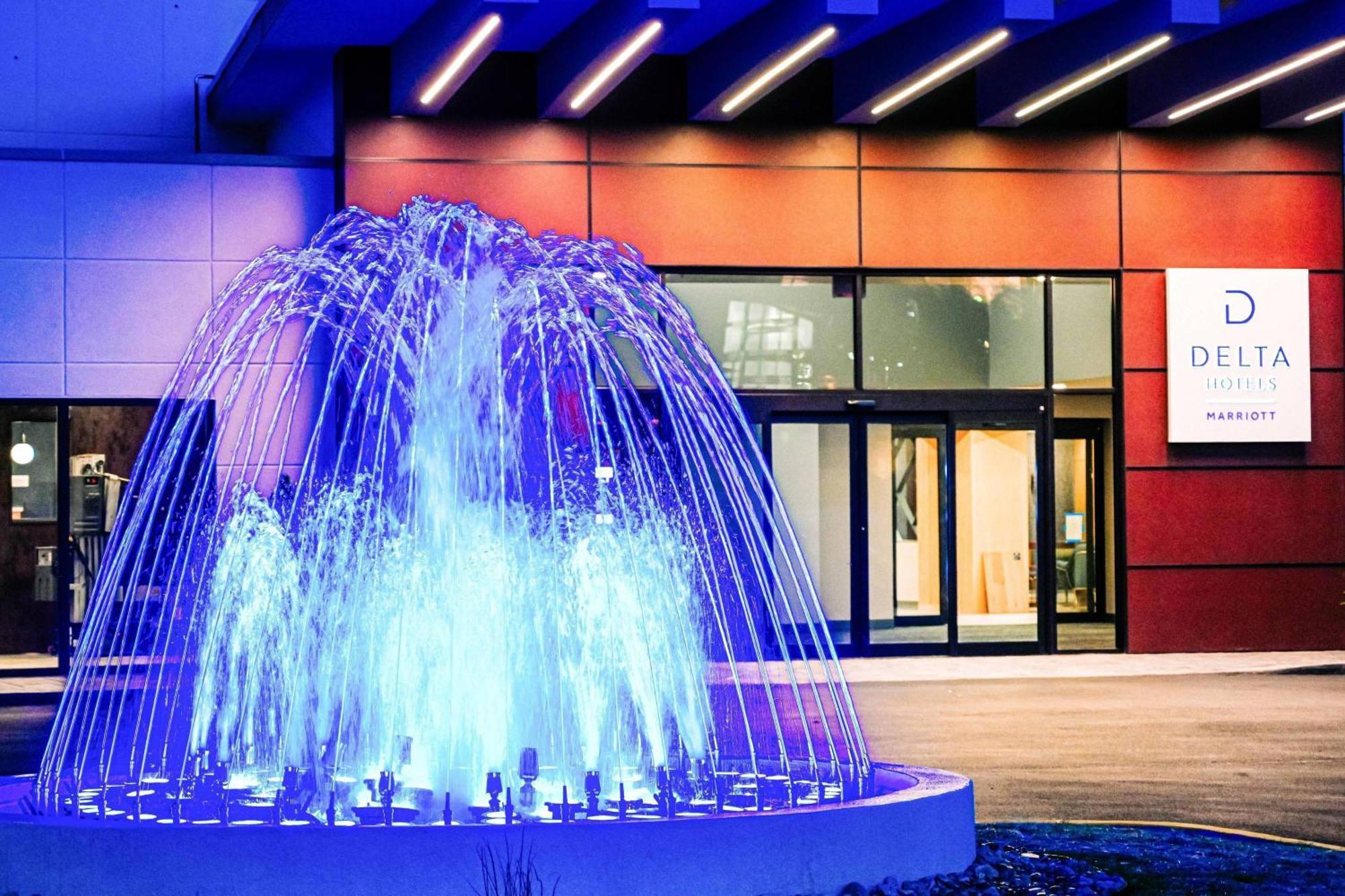 Delta Hotels By Marriott Cincinnati Sharonville Zewnętrze zdjęcie