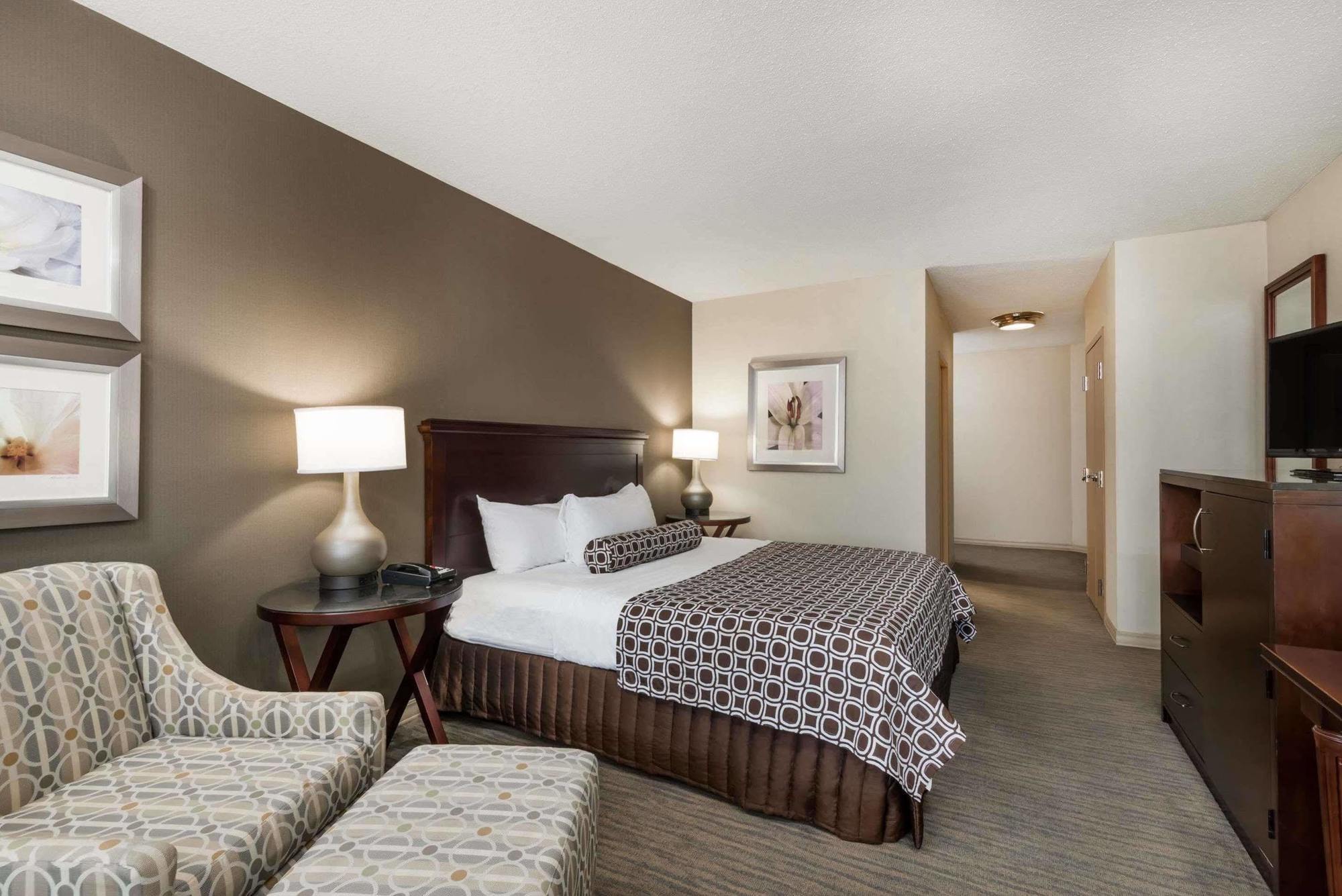 Delta Hotels By Marriott Cincinnati Sharonville Zewnętrze zdjęcie